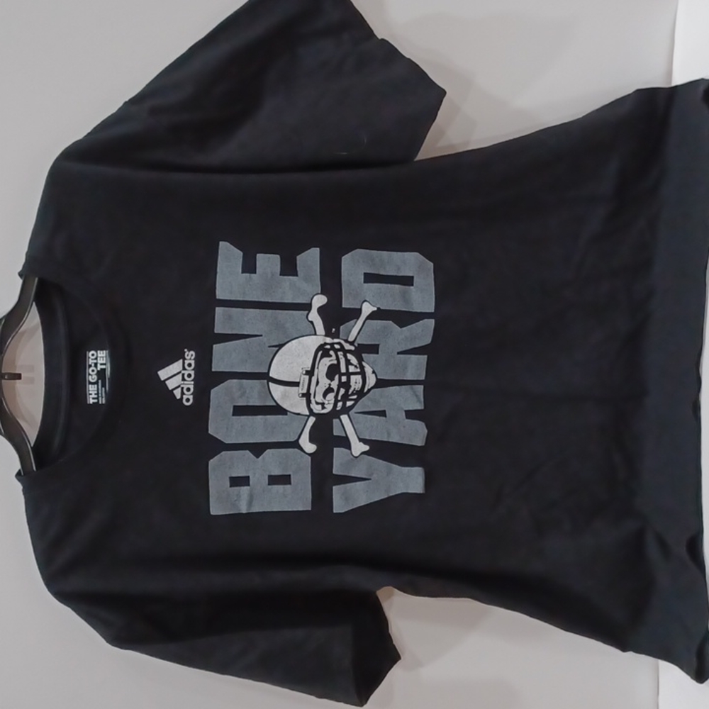 Men's XL adidas tee